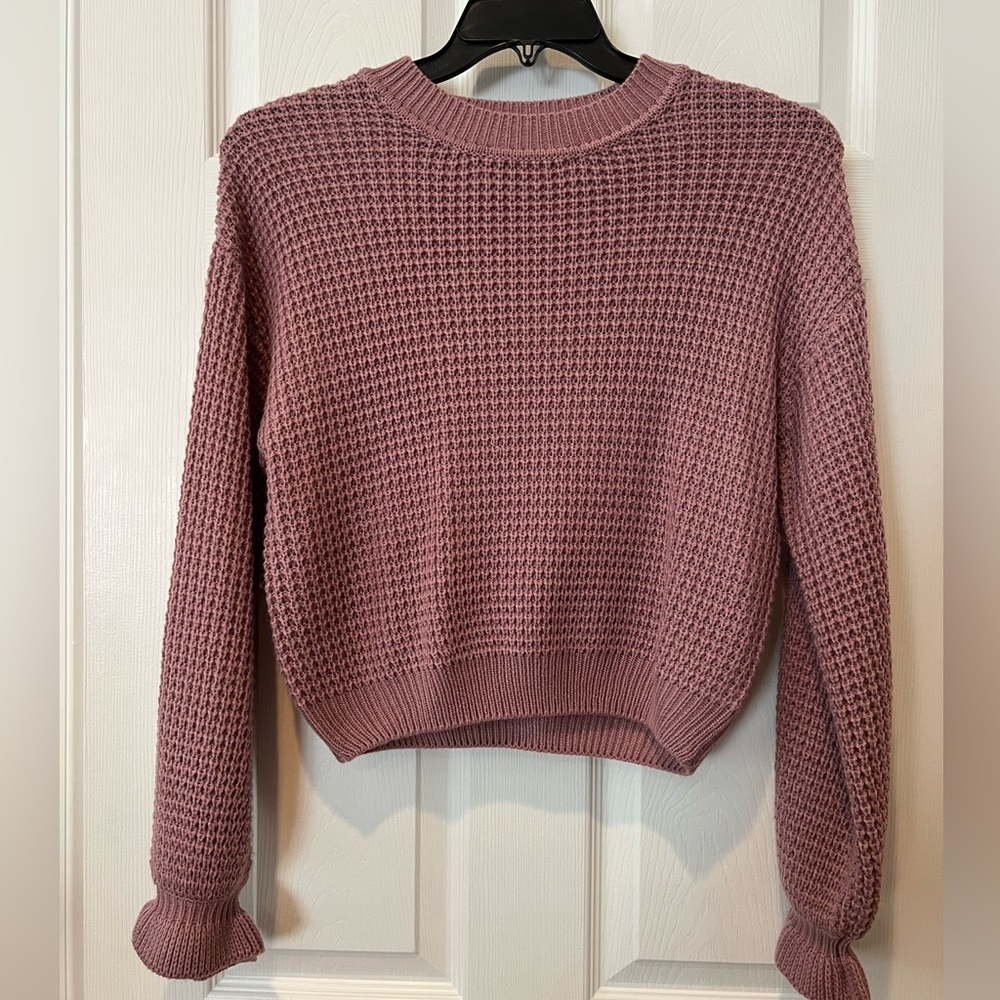 H&M small mauve sweater